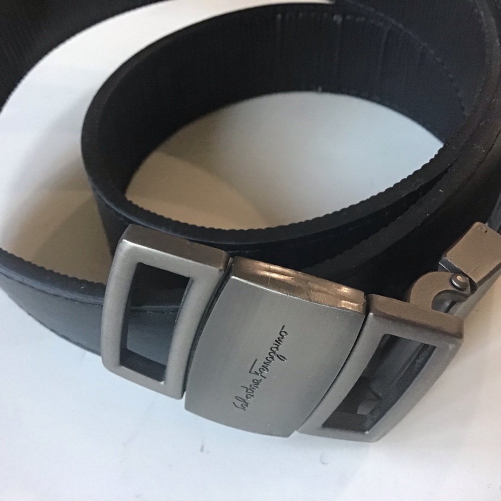 Salvatore Ferragamo Black Belt W/Gancini Removable  Buckle